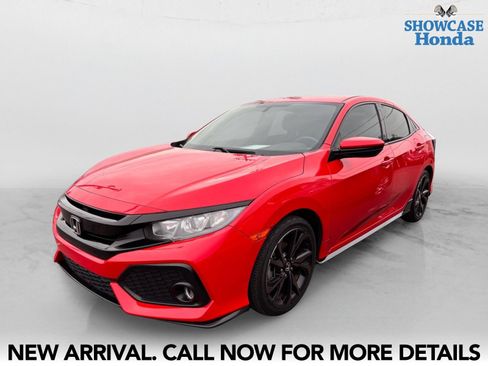 Used 2017 Honda Civic Sport image 2