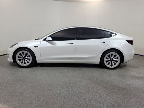 Used 2021 Tesla Model 3 Standard Range Plus RWD image 4