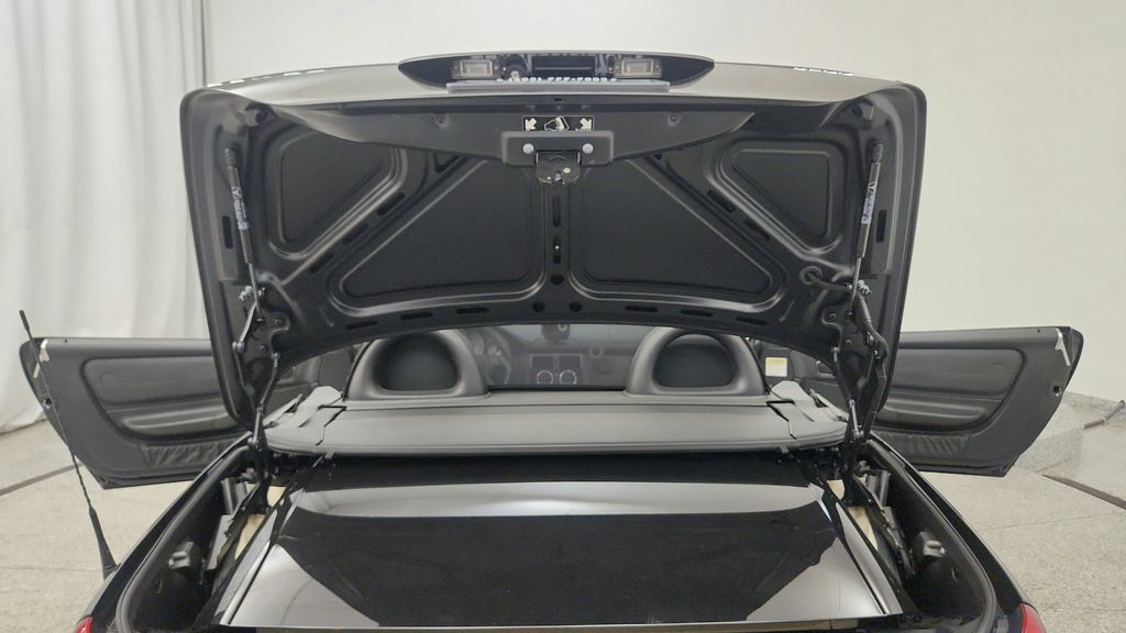 Used 2002 Mercedes-Benz SLK 32 AMG image 48