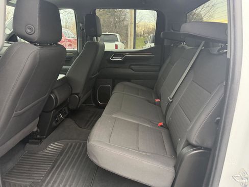 Used 2025 Chevrolet Silverado 1500 LT image 15