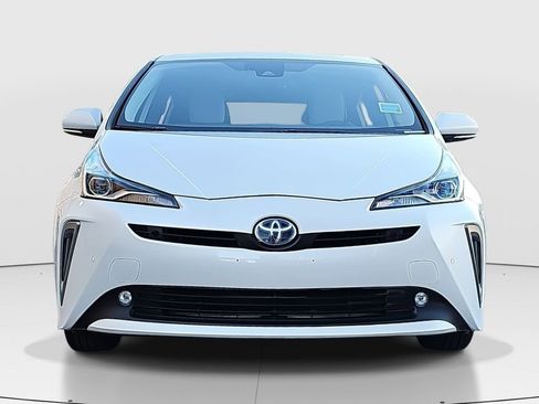 Certified 2022 Toyota Prius Limited w/ Premium Convenience Package image 2