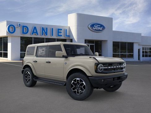 New 2026 Ford Bronco Outer Banks AWD/4WD image 7