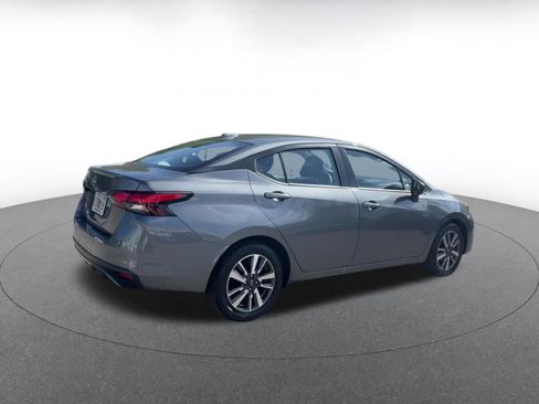 Used 2025 Nissan Versa SV image 7