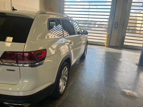 Used 2021 Volkswagen Atlas SEL AWD/4WD image 12