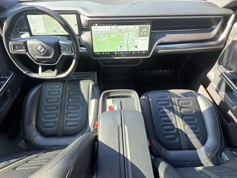 Used 2025 Rivian R1T Adventure Dual AWD/4WD image 11