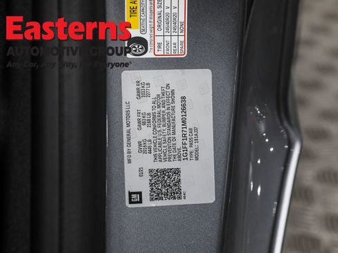 Used 2021 Chevrolet Camaro LT image 31