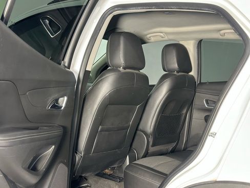 Used 2016 Buick Encore FWD image 12