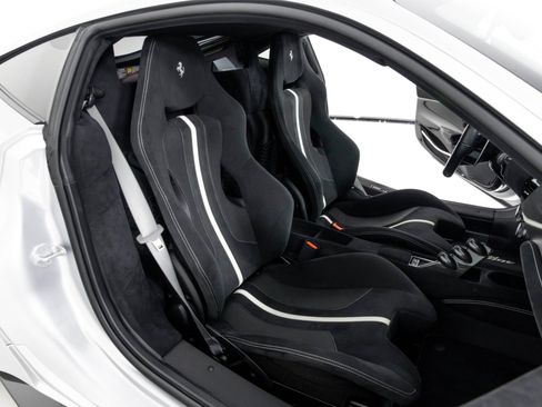 Used 2020 Ferrari 488 Pista Coupe image 33