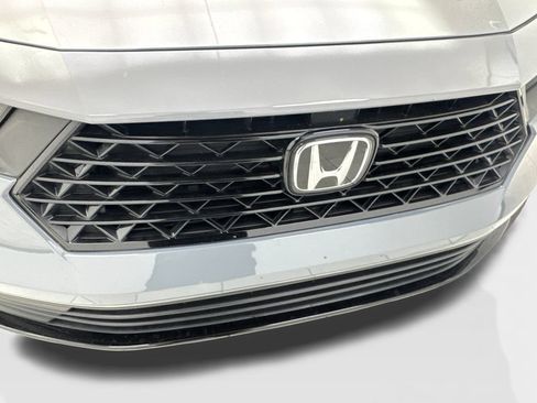 Used 2025 Honda Accord Sport image 26