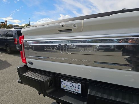 Used 2024 Ford F350 King Ranch image 15