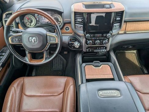 Used 2022 RAM 1500 Limited AWD/4WD image 6
