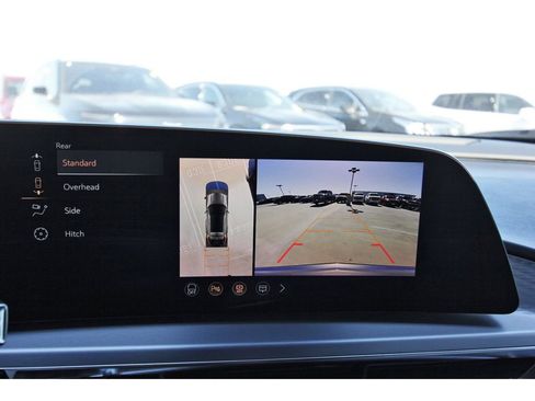 New 2026 Cadillac Lyriq Luxury image 16