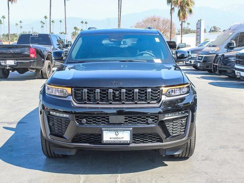 New 2026 Jeep Grand Cherokee L Limited AWD/4WD image 3
