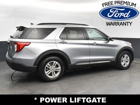 Used 2023 Ford Explorer XLT image 9