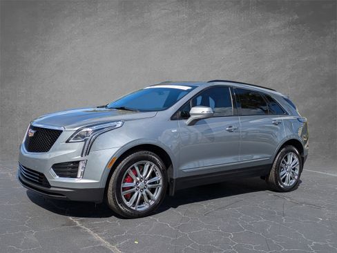 Certified 2023 Cadillac XT5 Sportv image 2