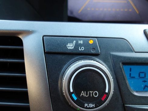 Used 2011 Honda Odyssey EX-L image 18