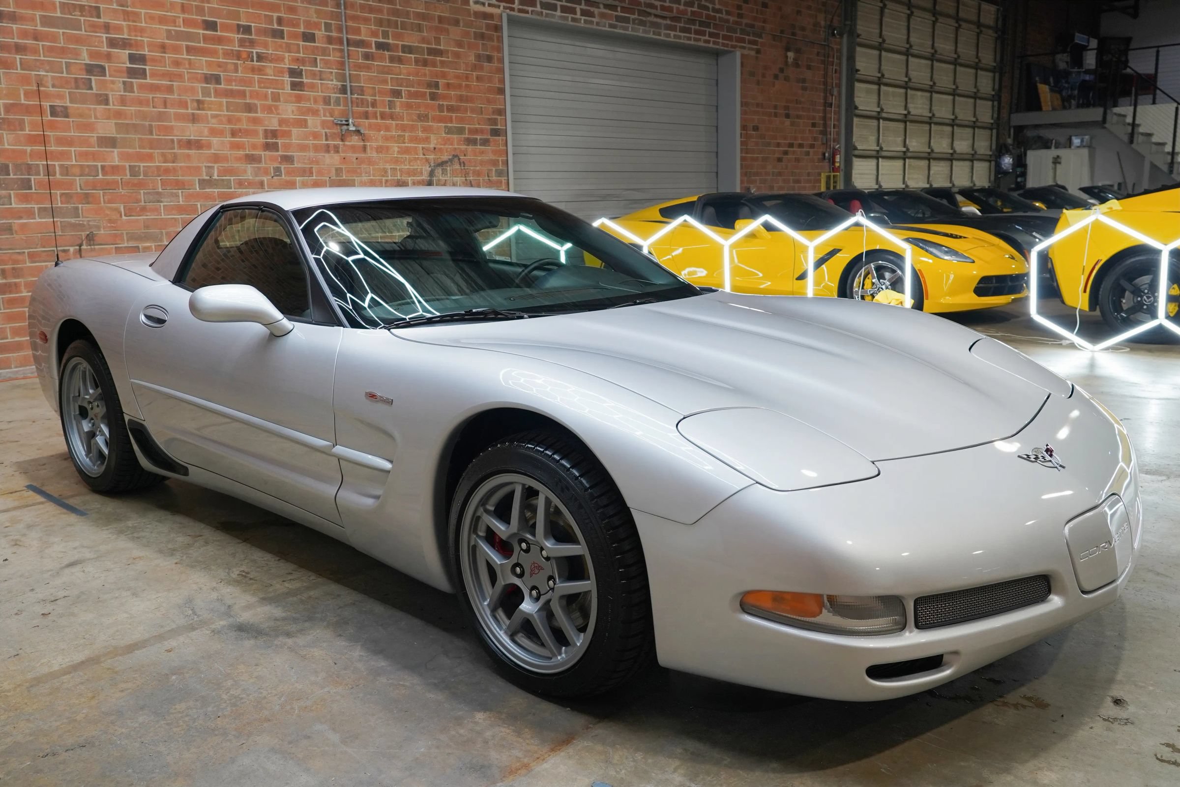 Used 2003 Chevrolet Corvette Z06 w/ Memory Package, 3 Drivers RWD image 21
