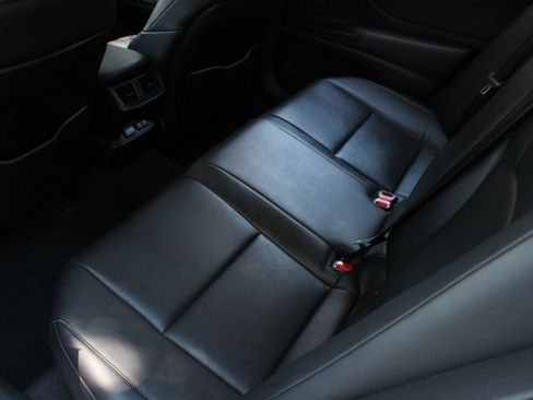 Used 2019 Lexus ES 300h w/ Premium Package FWD image 21