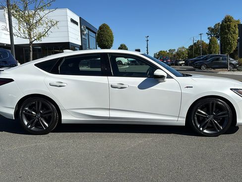 Used 2023 Acura Integra A-Spec image 2