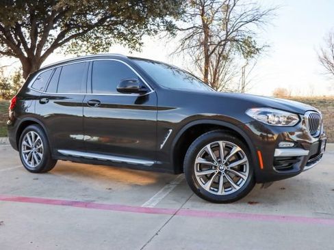 Used 2019 BMW X3 sDrive30i w/ Premium Package image 1