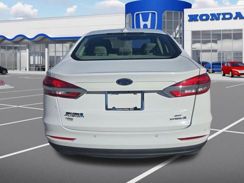 Used 2019 Ford Fusion SE image 7
