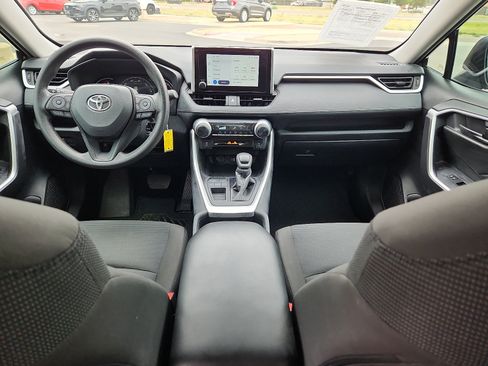 Used 2024 Toyota RAV4 LE FWD image 11