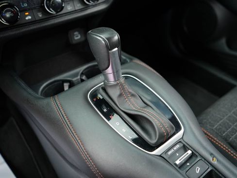 Used 2025 Honda HR-V Sport image 35