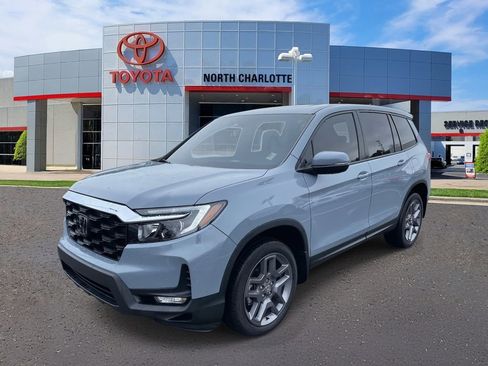 Used 2023 Honda Passport EX-L image 5