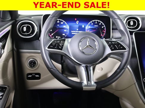 Used 2025 Mercedes-Benz C 300 4MATIC Sedan image 35
