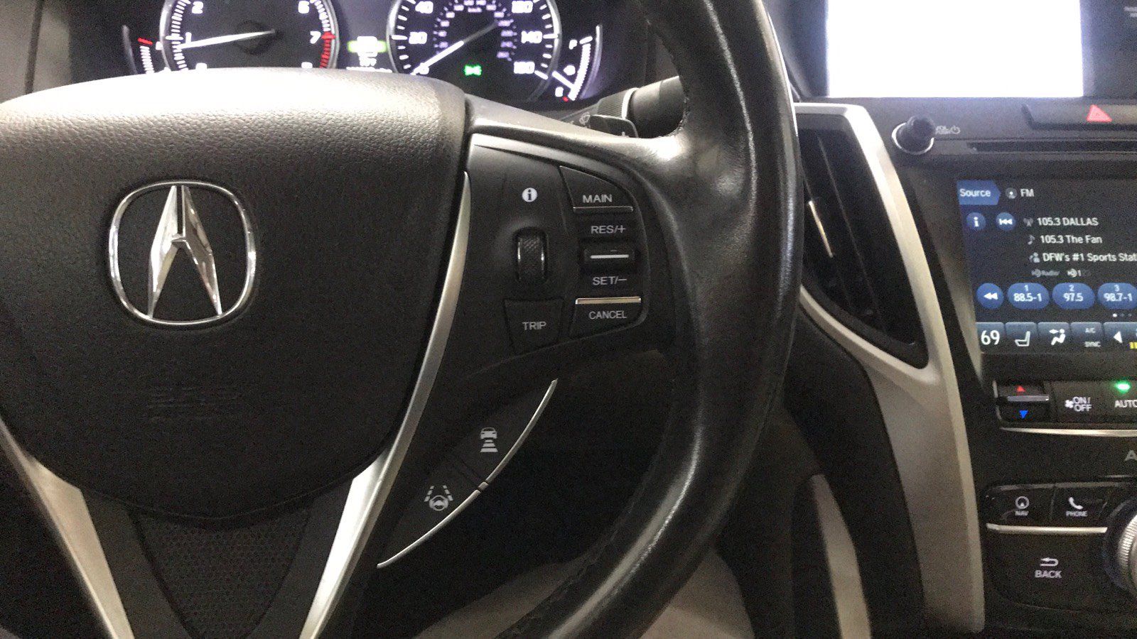 Used 2020 Acura TLX w/ Technology Package FWD image 19