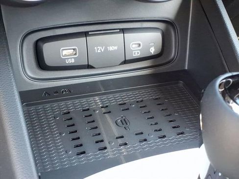 New 2026 Hyundai Venue SEL image 12