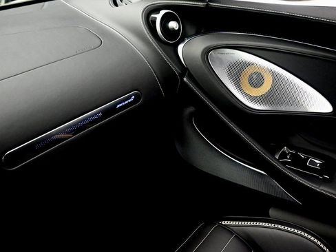 Used 2025 McLaren GTS RWD image 27