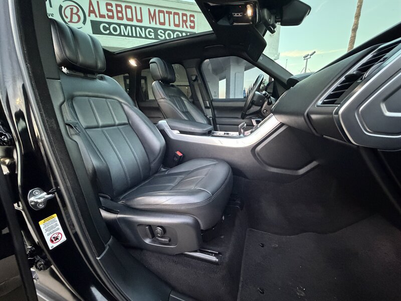 Used 2020 Land Rover Range Rover Sport SE AWD/4WD image 16
