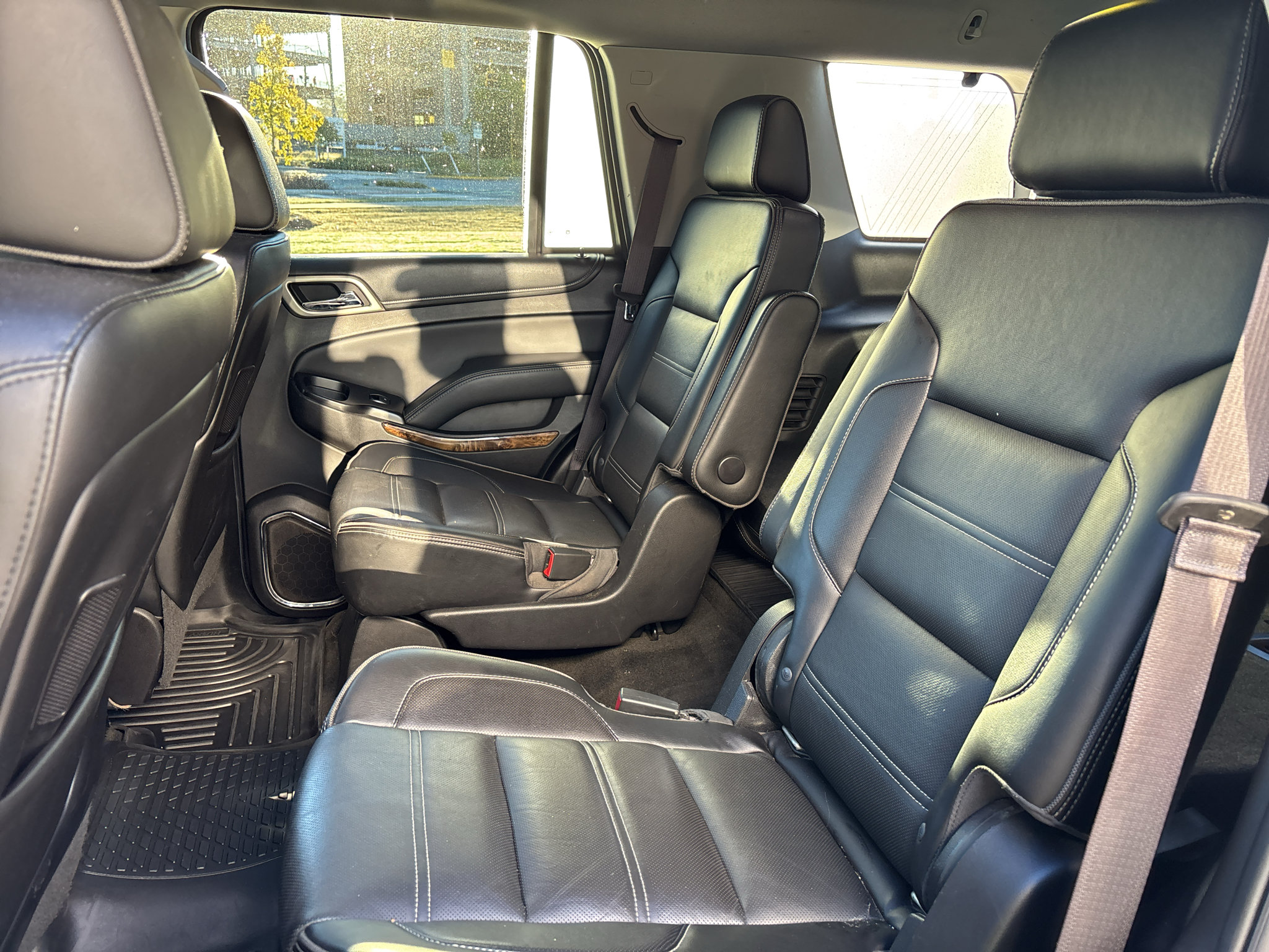Used 2016 GMC Yukon Denali w/ Open Road Package AWD/4WD image 13