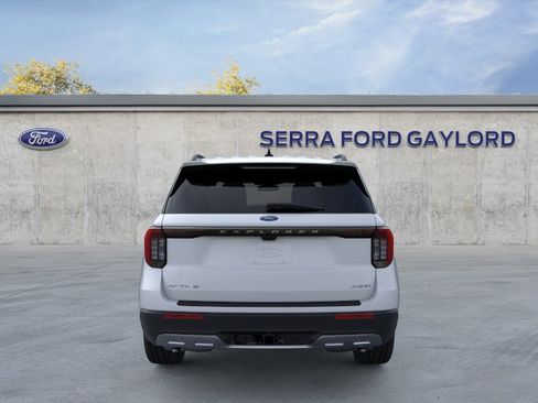 New 2026 Ford Explorer Active AWD/4WD image 5