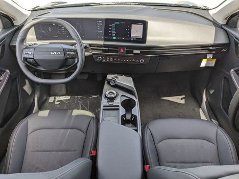 New 2025 Kia EV6 Light RWD image 18