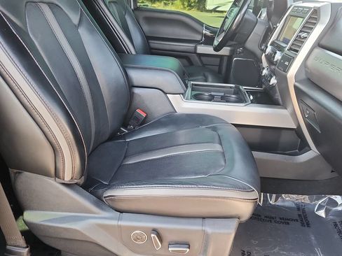 Used 2021 Ford F250 Platinum w/ FX4 Off-Road Package AWD/4WD image 16