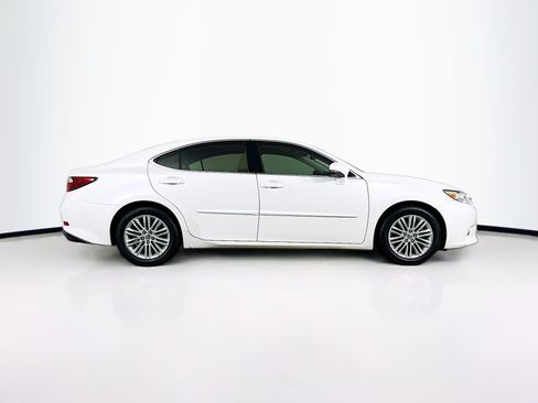 Used 2014 Lexus ES 350 w/ Luxury Package FWD image 10