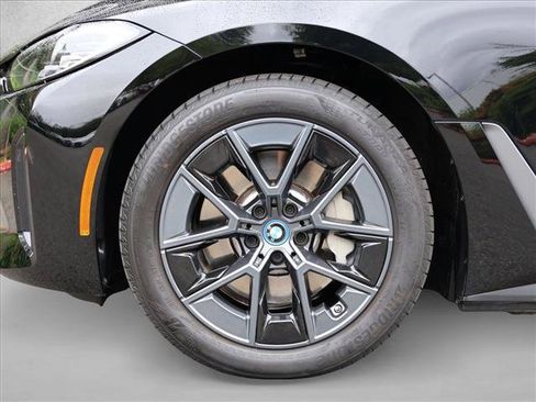 Used 2023 BMW i4 eDrive35 w/ Premium Package RWD image 28