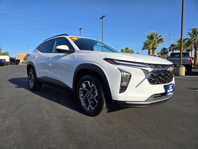 Used 2025 Chevrolet Trax LT