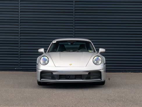 Used 2026 Porsche 911 Carrera RWD image 11