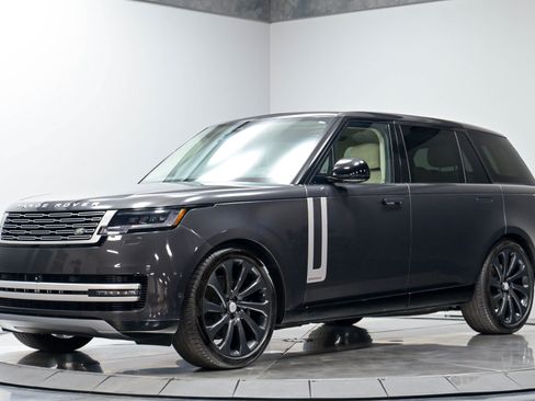 Used 2024 Land Rover Range Rover Long Wheelbase Autobiography AWD/4WD image 2