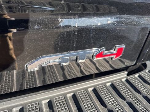 Used 2020 GMC Sierra 1500 AT4 w/ AT4 Premium Package image 7