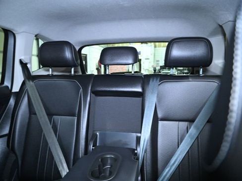 Used 2022 Volkswagen Tiguan SE image 26