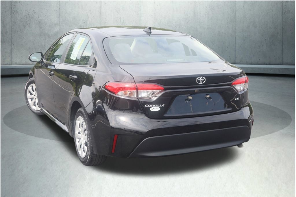 Certified 2024 Toyota Corolla LE FWD image 19