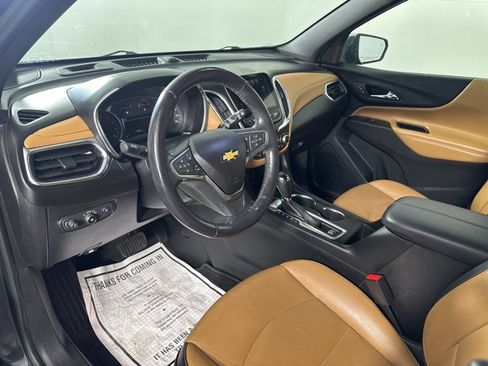 Used 2018 Chevrolet Equinox Premier image 19