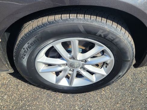 Used 2015 Dodge Grand Caravan SXT image 16