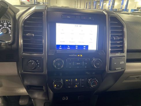 Used 2020 Ford F150 XLT w/ Equipment Group 302A Luxury AWD/4WD image 36