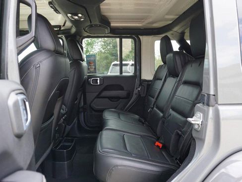 Used 2021 Jeep Wrangler Unlimited Sahara w/ Dual Top Group AWD/4WD image 25