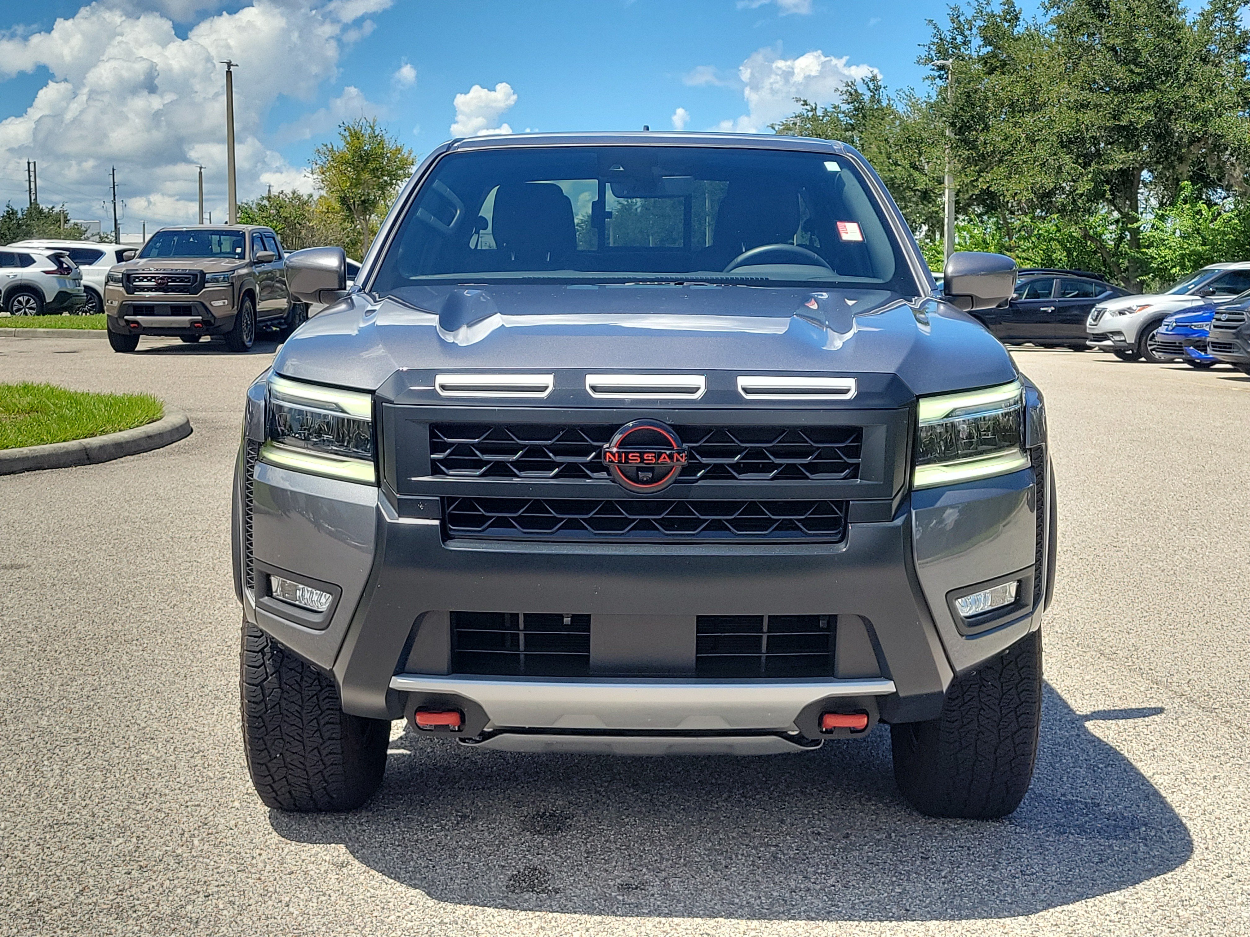 Certified 2025 Nissan Frontier PRO-4X w/ Pro Premium Package AWD/4WD image 2